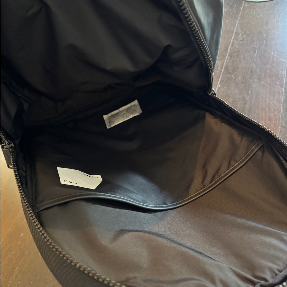 Away Active Black Backpack 20L - Picture 6 of 7
